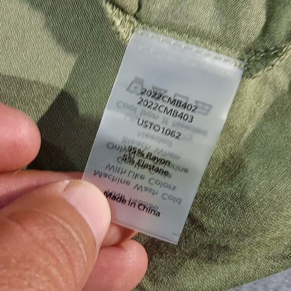 Universal Standard Dolman Long Sleeve Top Small Olive Green Soft Stretch Tee - Picture 5 of 5